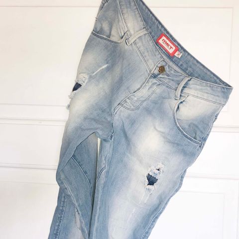 Met Jeans str 28