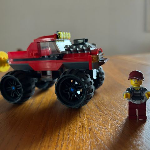 Lego city monstertruck