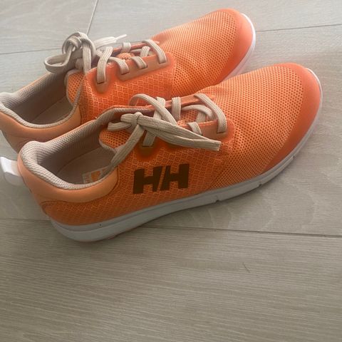 Helly Hansen klær