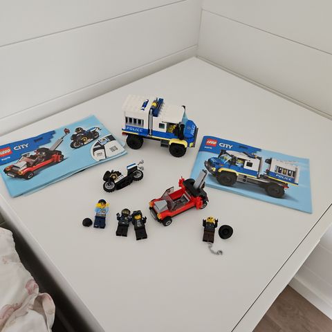 LEGO 60276 Politiets fangetransport, LEGO® City