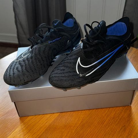 Nike Phantom GX