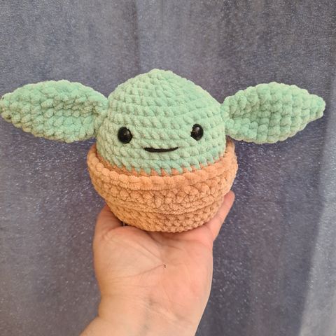 Baby Yoda - heklet