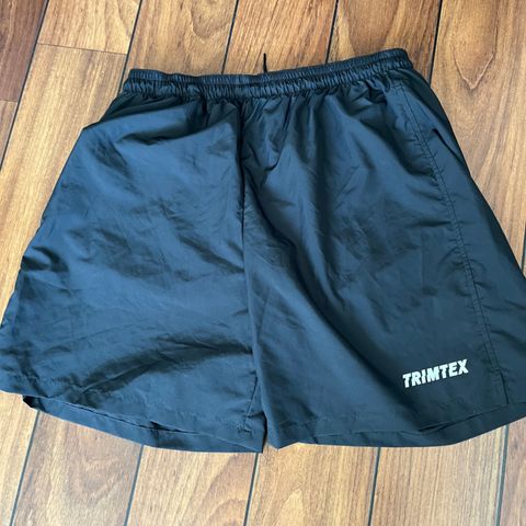 Trimtex shorts str M selges hbo 100kr.
