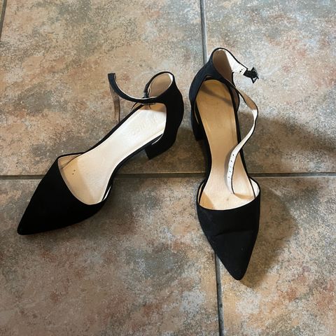 Bianco pumps 39