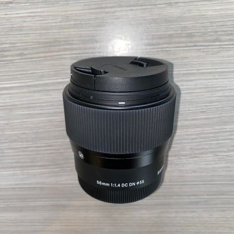 SIGMA 56mm f.1.4