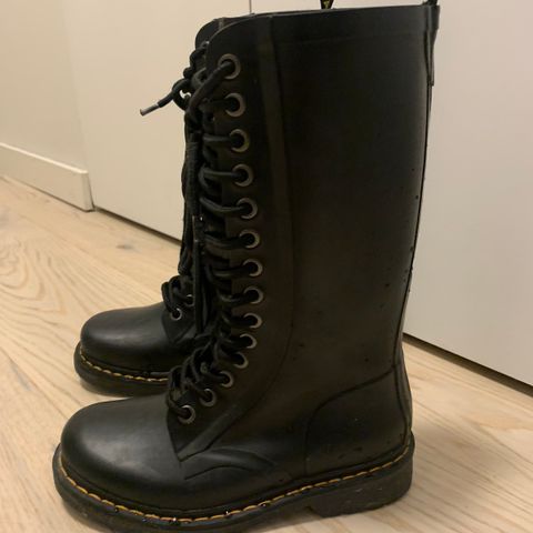 Dr. Martens støvler str 36