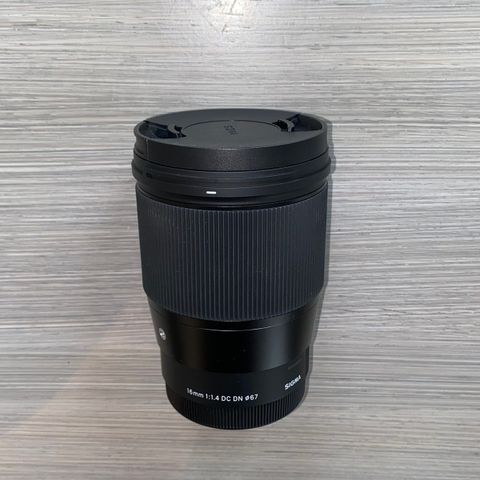 SIGMA 16mm f.1.4