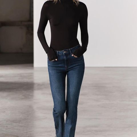 Zara Straight Jeans