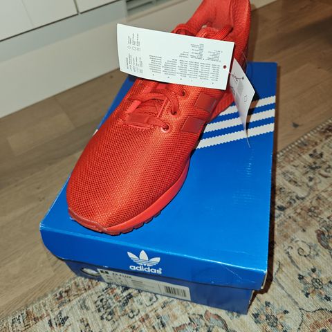 Adidas sko