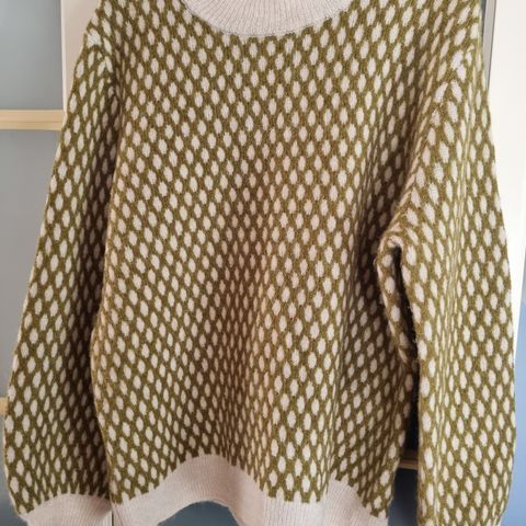 Ny strikket genser fra Ichi str.M
