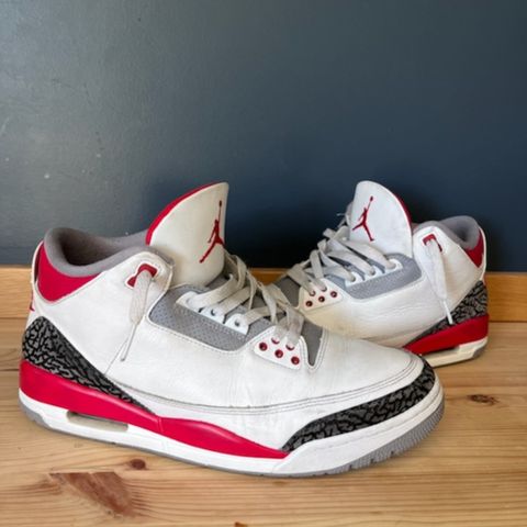 Jordan 3 fire red