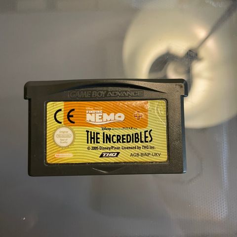 Finding Nemo + The Incredibles Nintendo Gameboy Advance