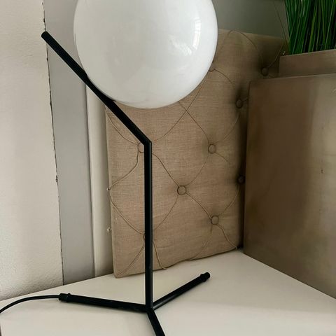 Lampe fra Flos