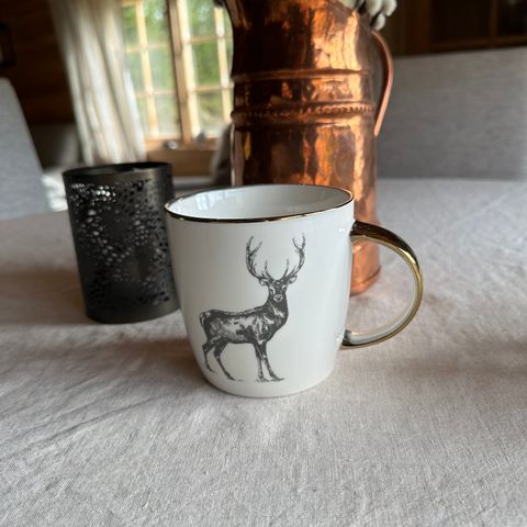 Stor kopp med hjort