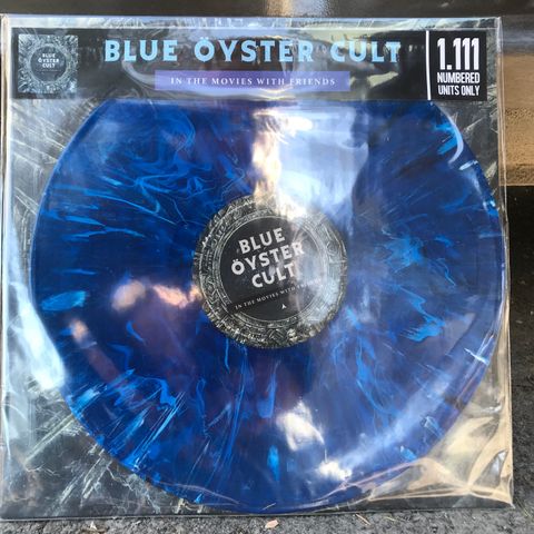 Blue Öyster Cult - «In the Movies with Friends» Ltd. #305 av 1.100