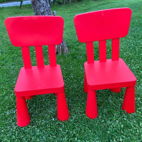 2 røde Mammut stoler