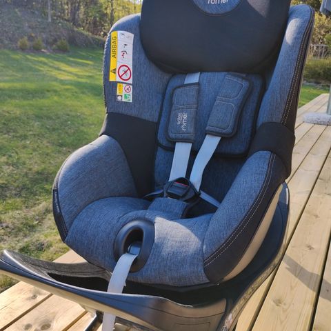 Britax römer dualfix i-size