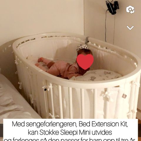 Stokke Sleepi Mini + Forlenger, samt madrasser og Aerosleep overmadrass