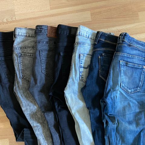 Buksepakke med 7 jeans