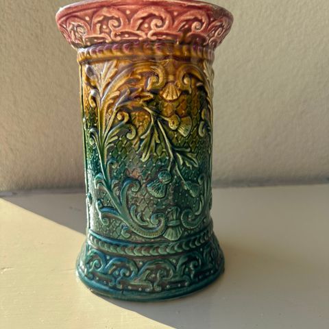 Vintage vase / pidestall i keramikk