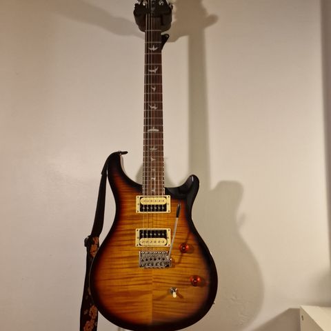 Prs se custom 24 black goldburst