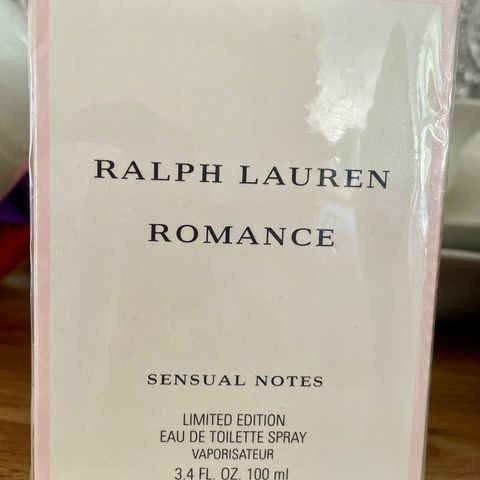 Eau de toilette spray - Ralph Lauren Romance (ltd.edition)