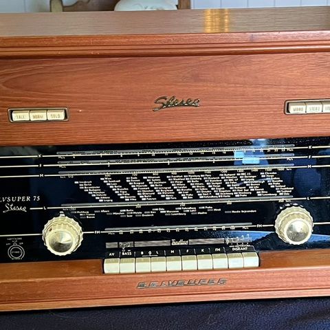 gammel Radio
