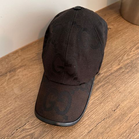 Gucci GG jumbo caps