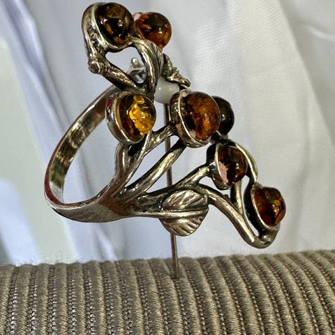 Sølv ring med Baltic Amber Rav edelsten