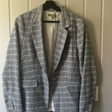 Blazer i størrelse 40