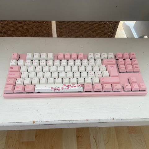 Sakura varmilio keyboard/ tastatur