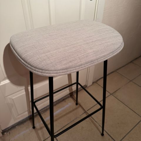 Gubi Beetle / Counter Stool Barstol