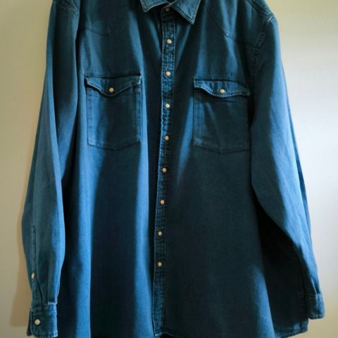 Herre Dressmann denim jakke str 6xl og skjorte i str 7xl