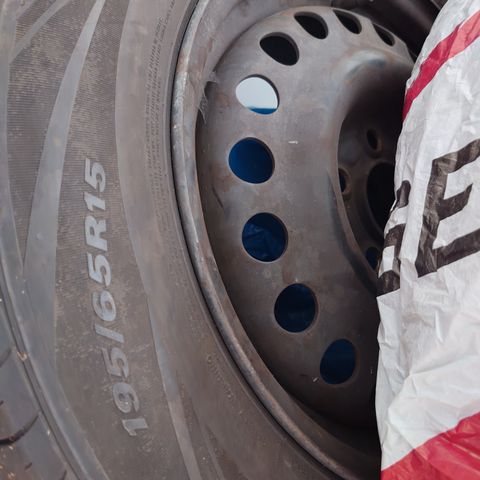 Sommerdekk 195/65 R15 Ford