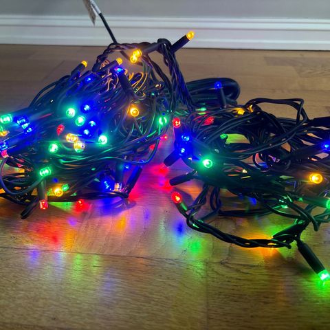 NorthLight: LED utbyggbar lyslenke farge / Multi-color light chain (15 meter)