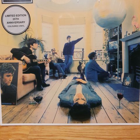 Oasis - «Definitely Maybe» ltd. sølvfarget 25 års jubileumsplate