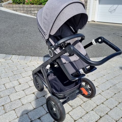 Stokke Trailz 2020 (nyeste modell), komplett, med bag- og sportsdel