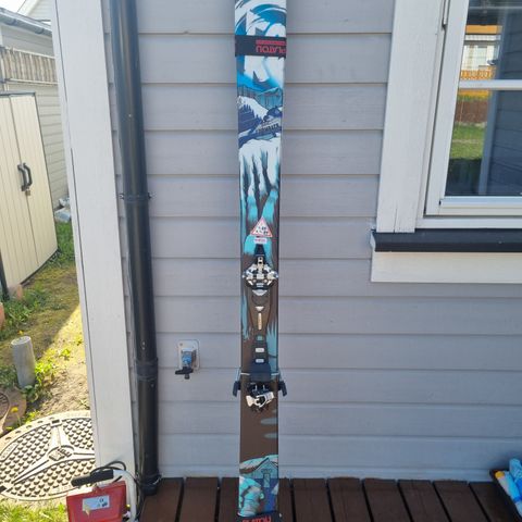 K2 ski med dynafit FT binding