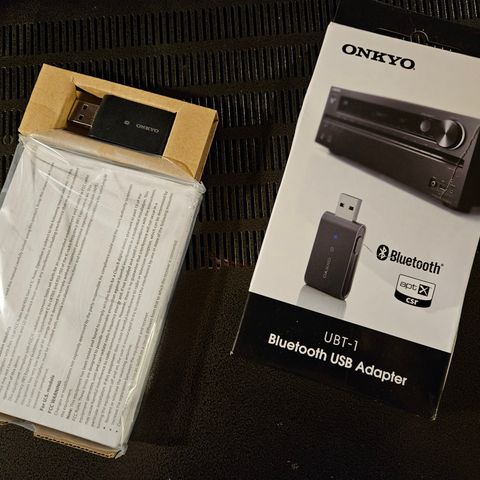 Onkyo Bluetooth USB-adapter UBT-1