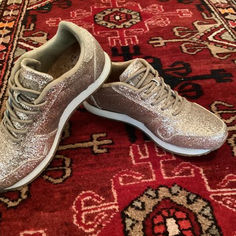 Woden Ydun Icon glitter sneakers, str 37