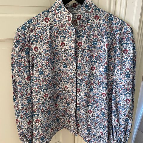 NY Bunadskjorte blomstrete strl small/medium