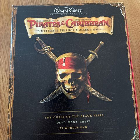 Pirates of the Carabbian ultimate trilogy collection