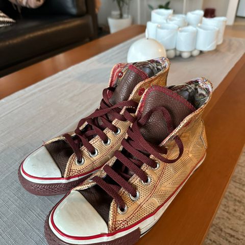 Converse Limited addition in full leather