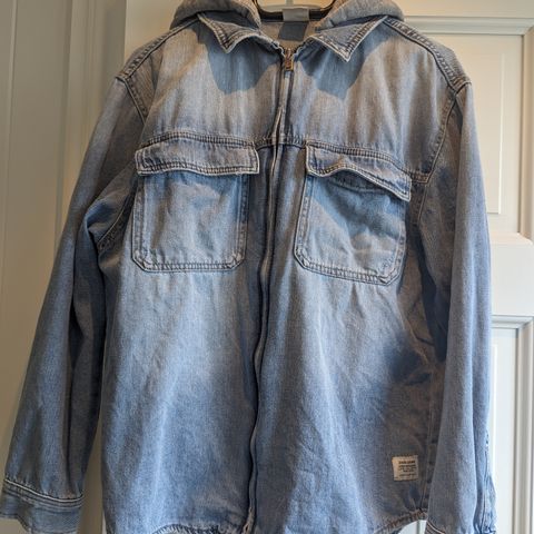 Zara denim overshirt m avtakbar hette str 164