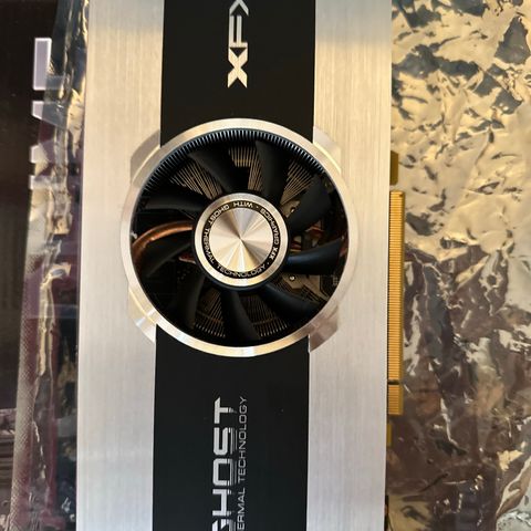 Radeon R7850 med hmdi utgang