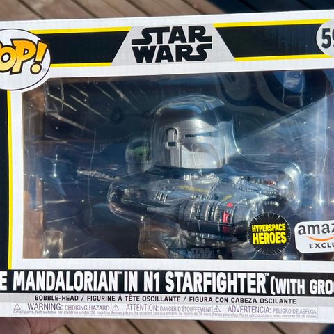 Funko Pop! Rides: The Mandalorian in N1 Starfighter (w\ Grogu) | Star Wars (592)