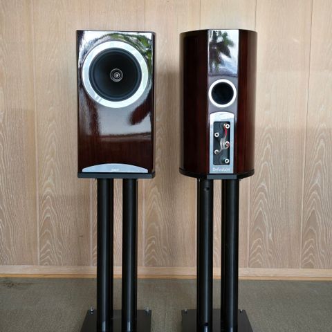 Tannoy Definition DC8 selges