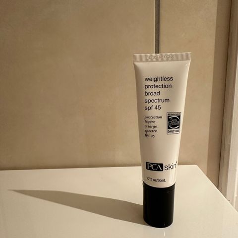 PCA SKIN Weightless Protection Broad Spectrum SPF 45 Travel