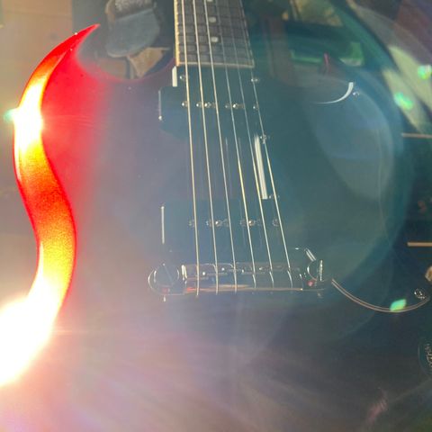 2 nye (2020) Gibson SG Special selges samlet eller hver for seg.