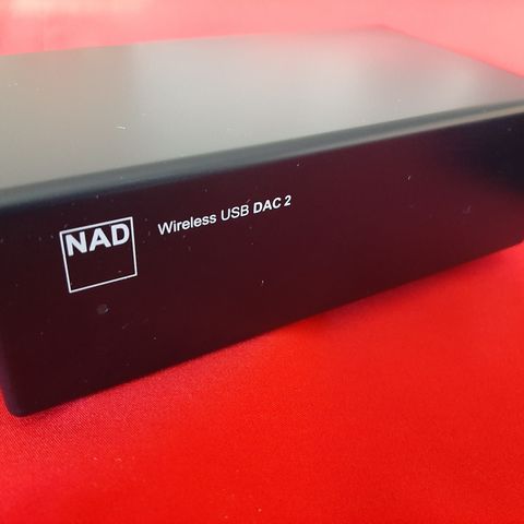 NAD DAC 2 HiRes trådløs USB digital-til-analog-konverter